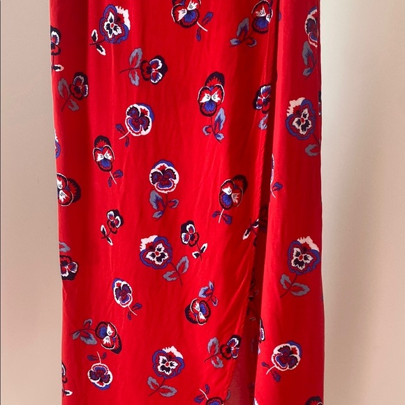 Express Red Maxi A-Line Skirt with High-Low Slit - Picture 4 of 4